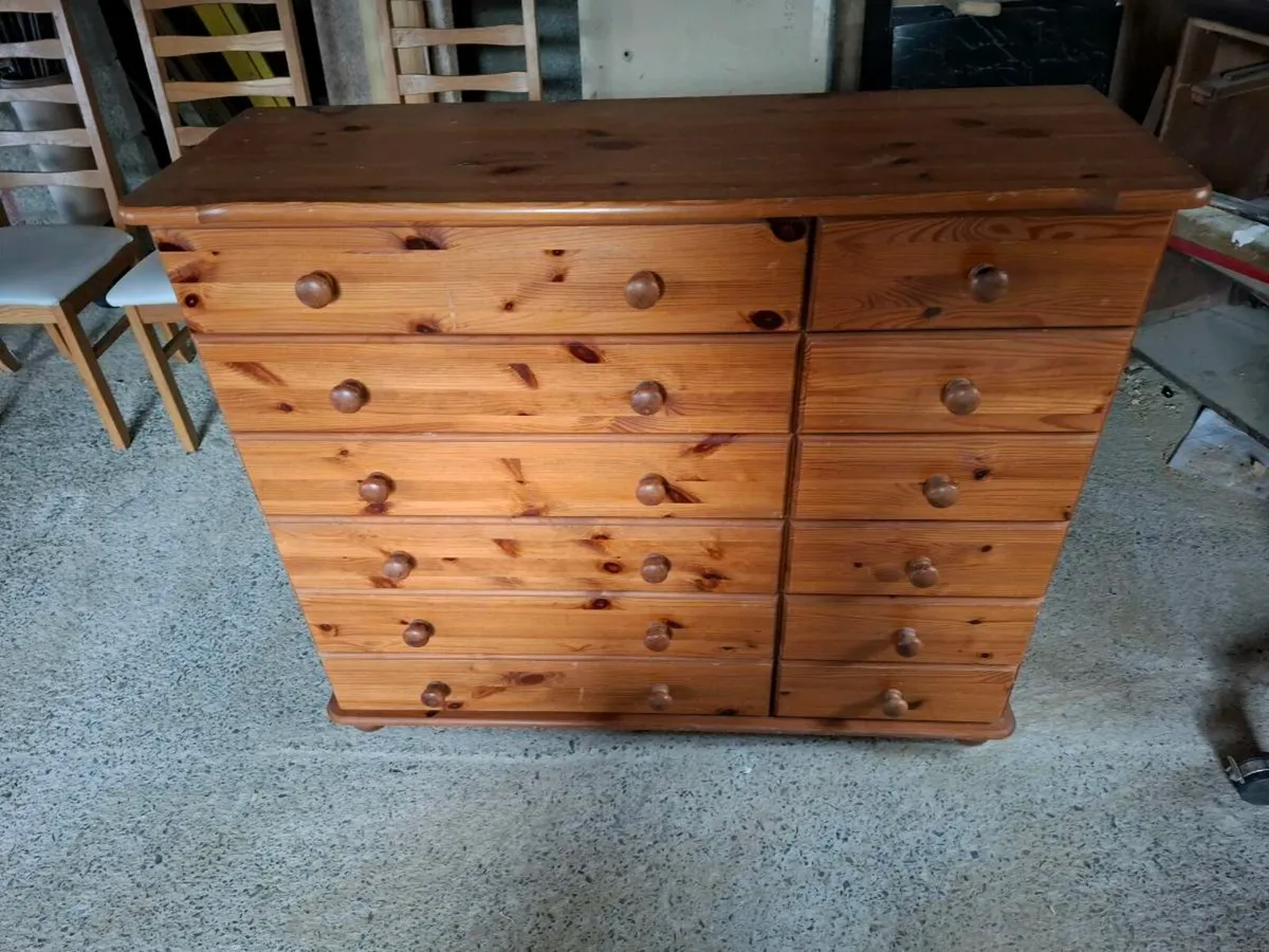 12 Drawer Chest of Drawers. - Image 3