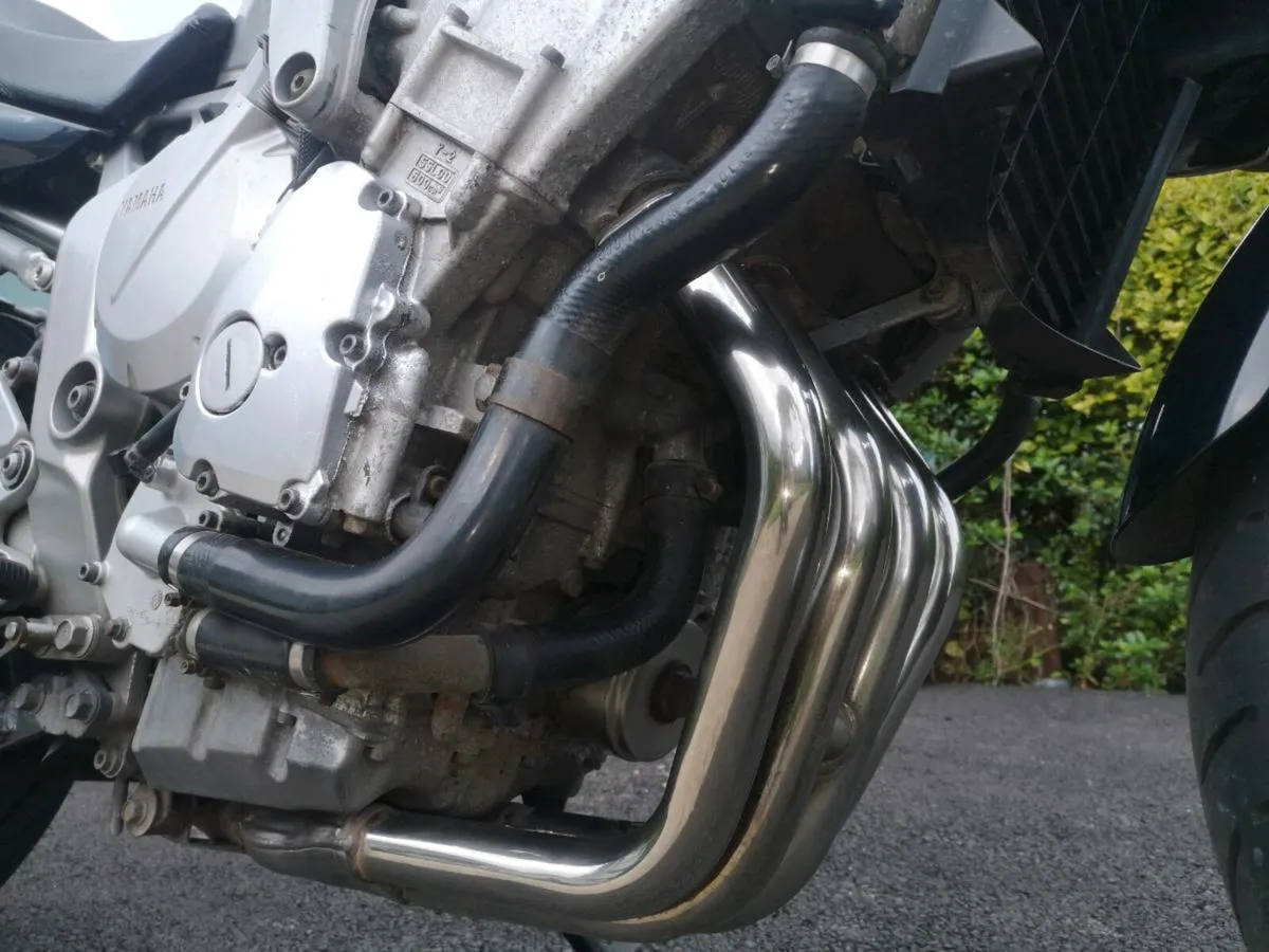 Yamaha Fazer 600 - Image 4