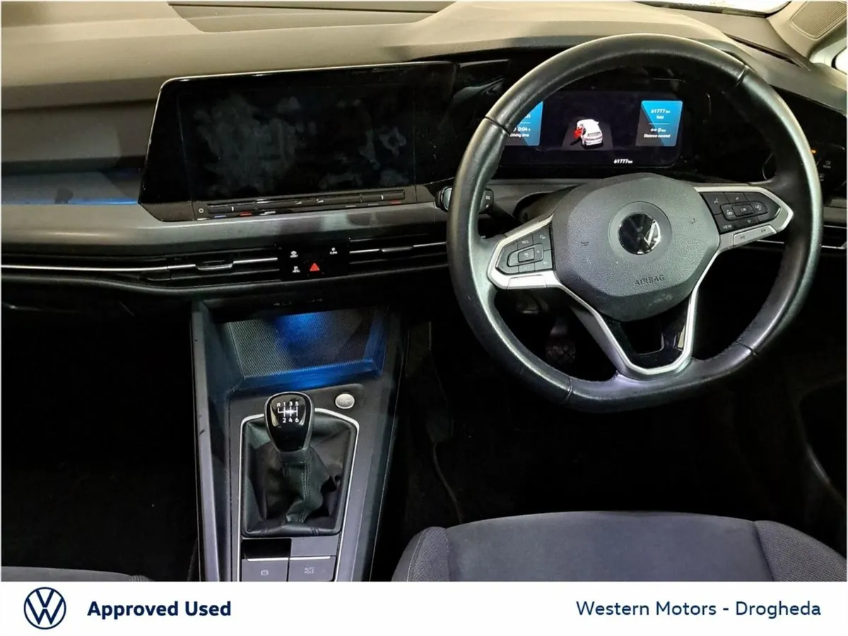 Volkswagen Golf 2.0 TDI 115HP Style - Image 4