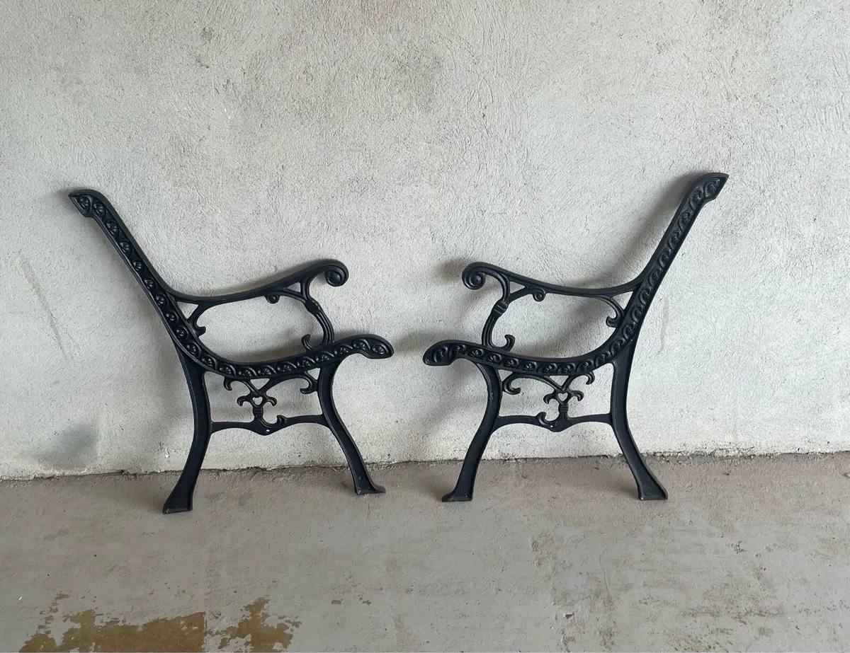 Garden seat ends - Image 2