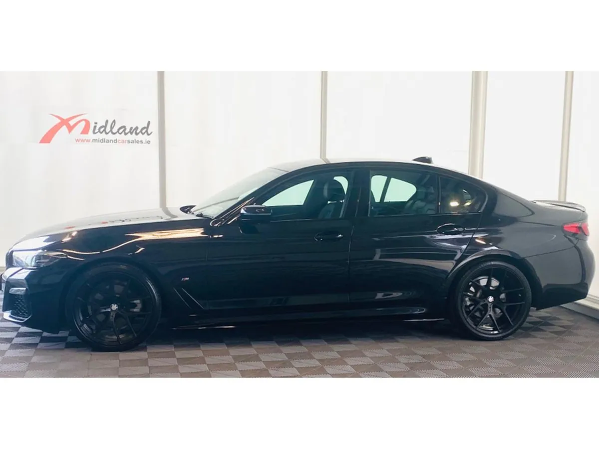 BMW 5 Series 520D M Sport Mhev - Image 4