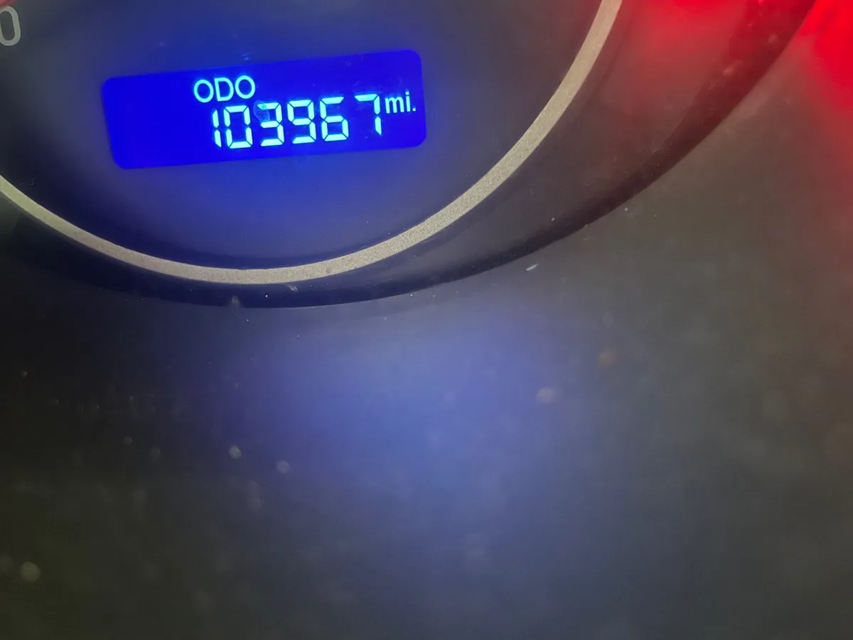 Hyundai i20 2012 - Image 2