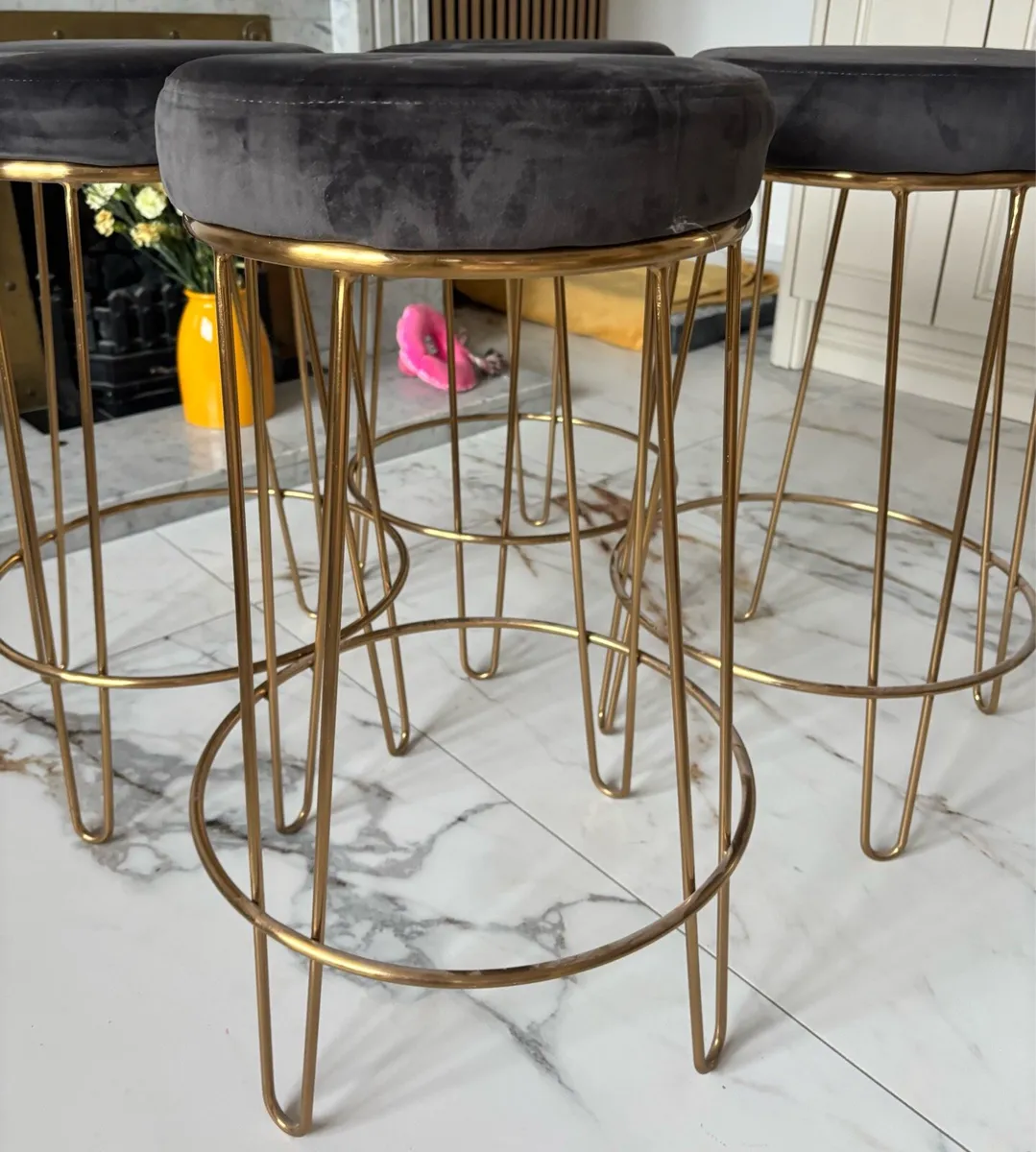 Stools - Image 4