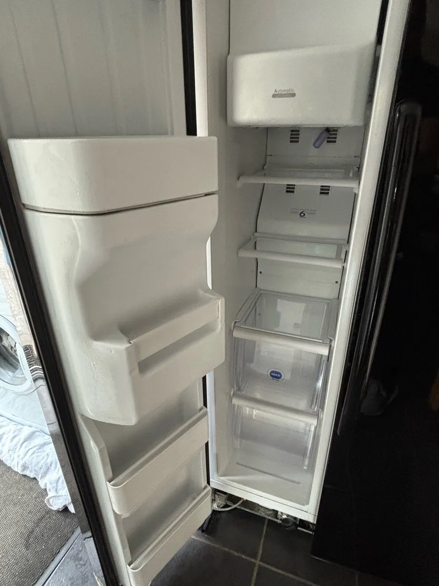 American Style Fridge Freezer - Image 3