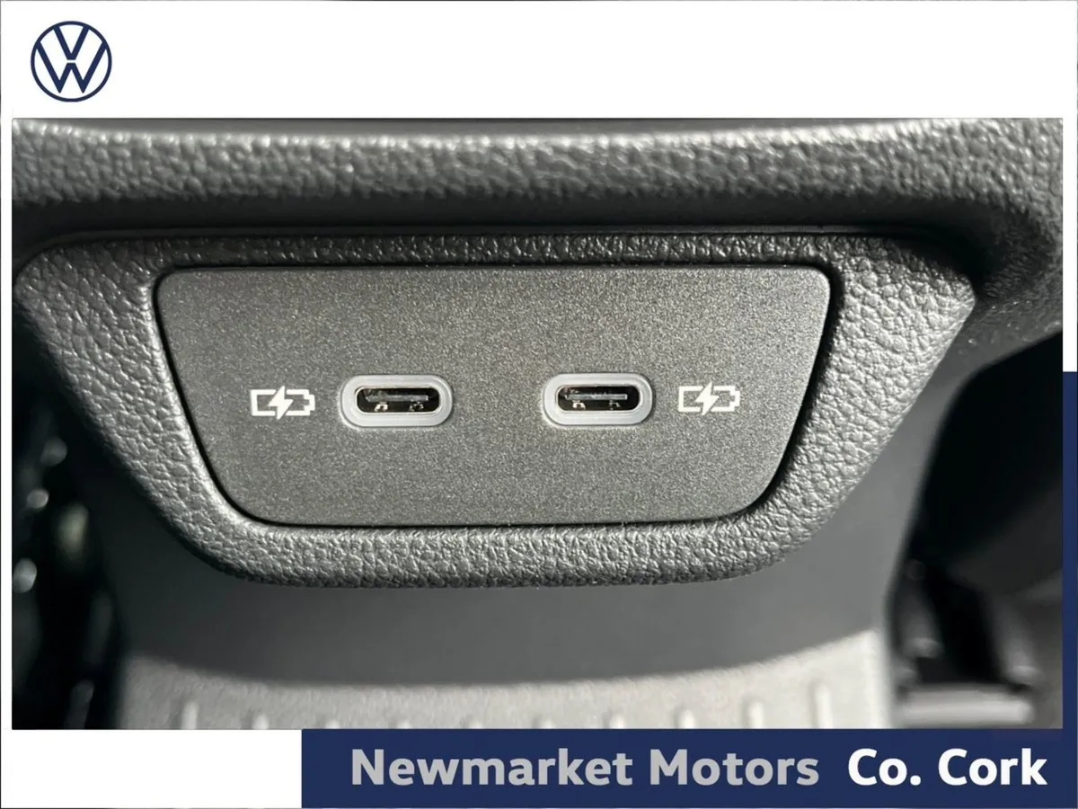 Volkswagen T-Roc Style Plus 1.0tsi 116BHP 6 Speed - Image 3