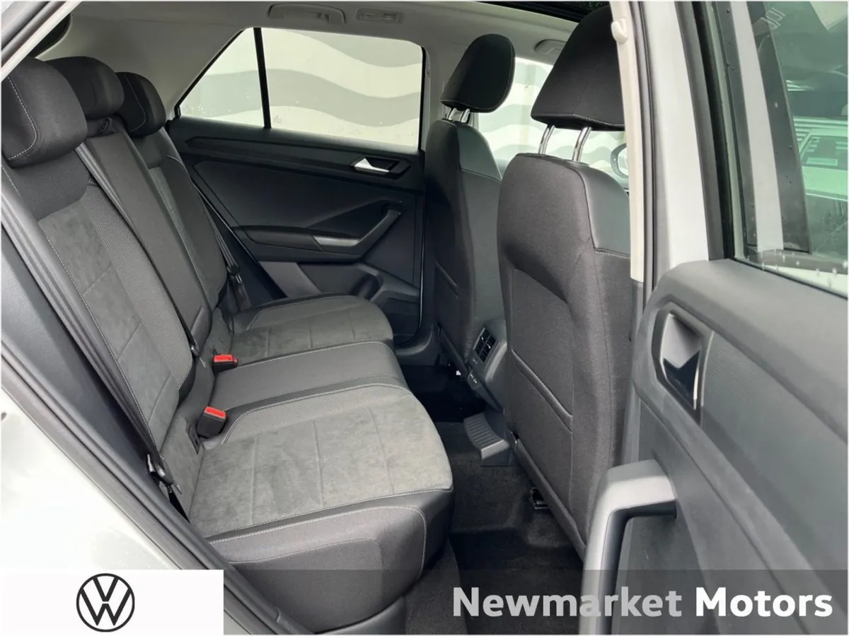 Volkswagen T-Roc Style Plus 1.0tsi 116BHP 6 Speed - Image 4