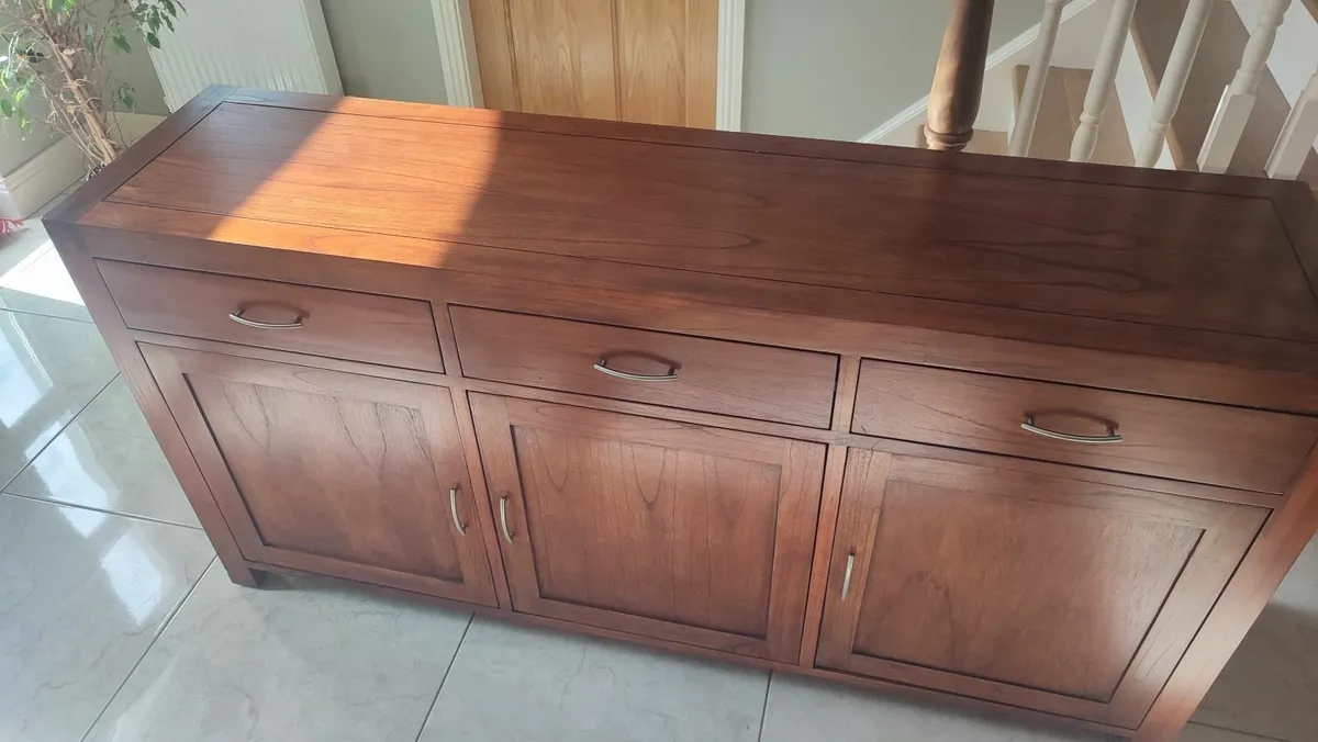 Large Solid Oak Sideboard and Kitchen Table - Image 3
