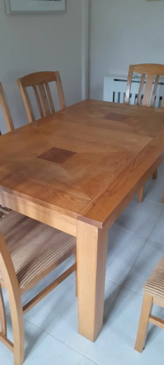 Table & 6 chairs - Image 4