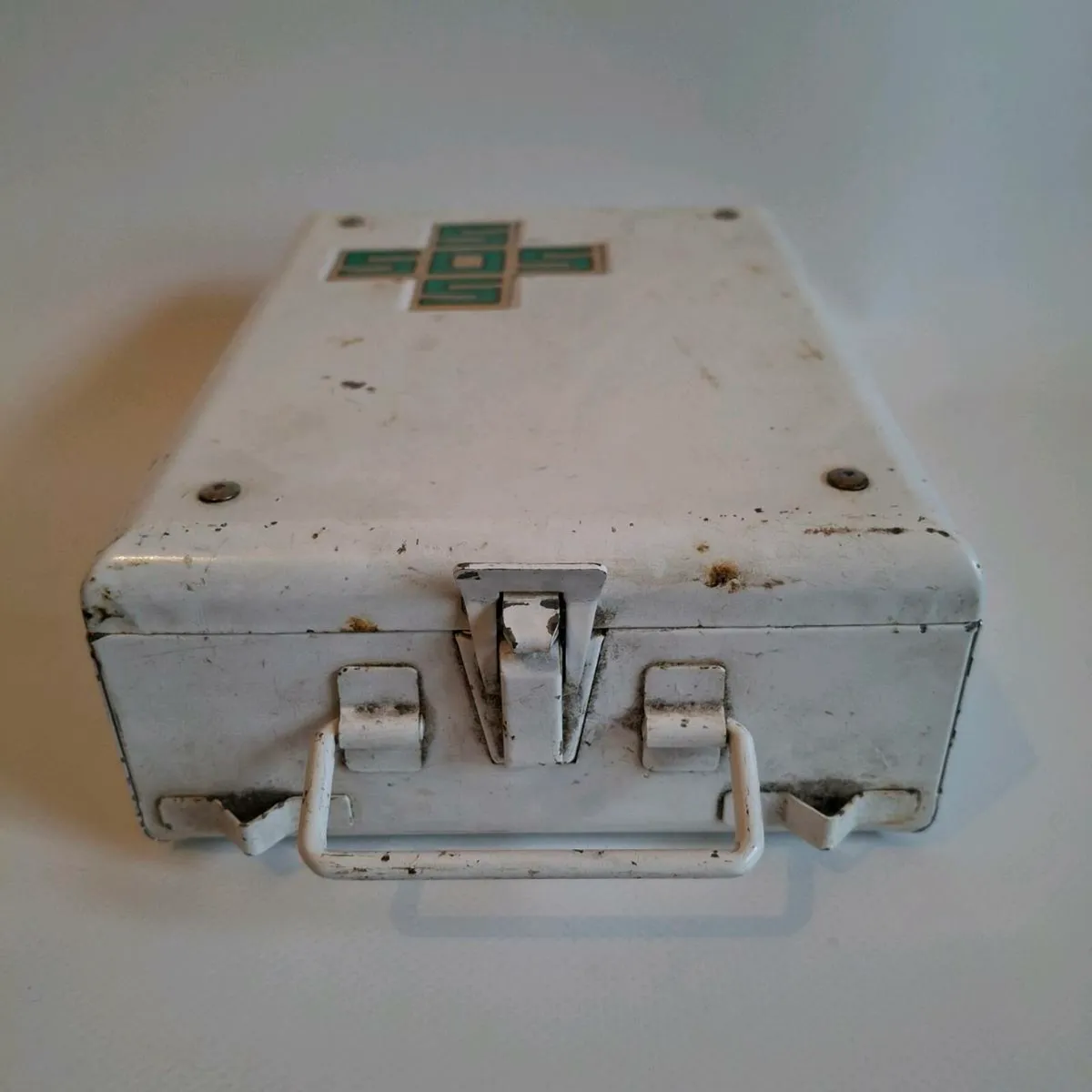 French First Aid Kit - Image 3