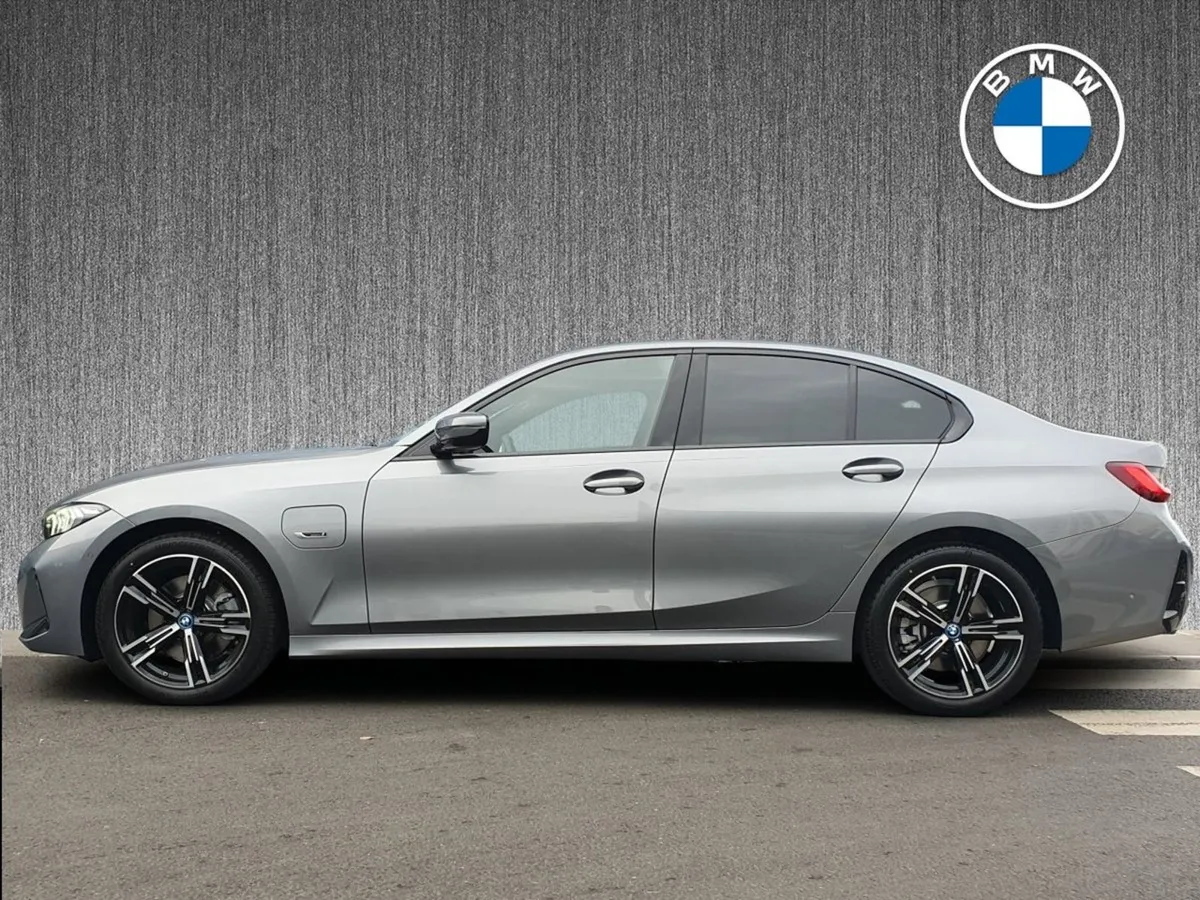 BMW 3 Series 330e M Sport Saloon - Image 4