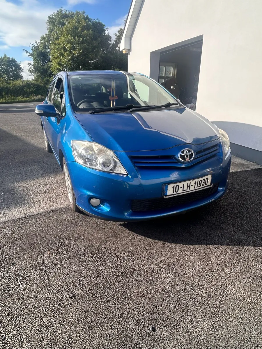 Toyota Auris - Image 1