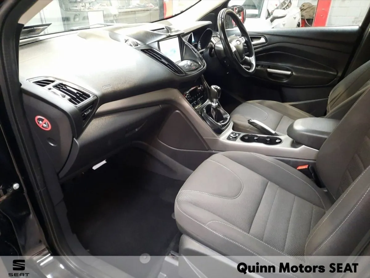 Ford Kuga 2.0 Tdci Zetec AWD 150PS 5DR - Image 4