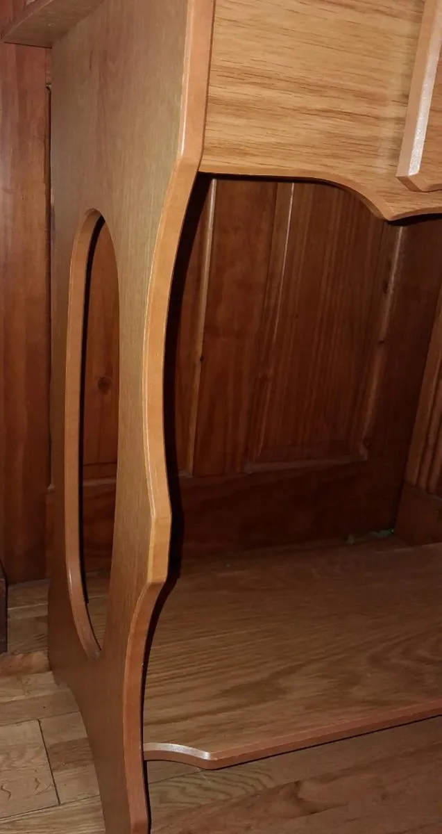 Pine console table - Image 4