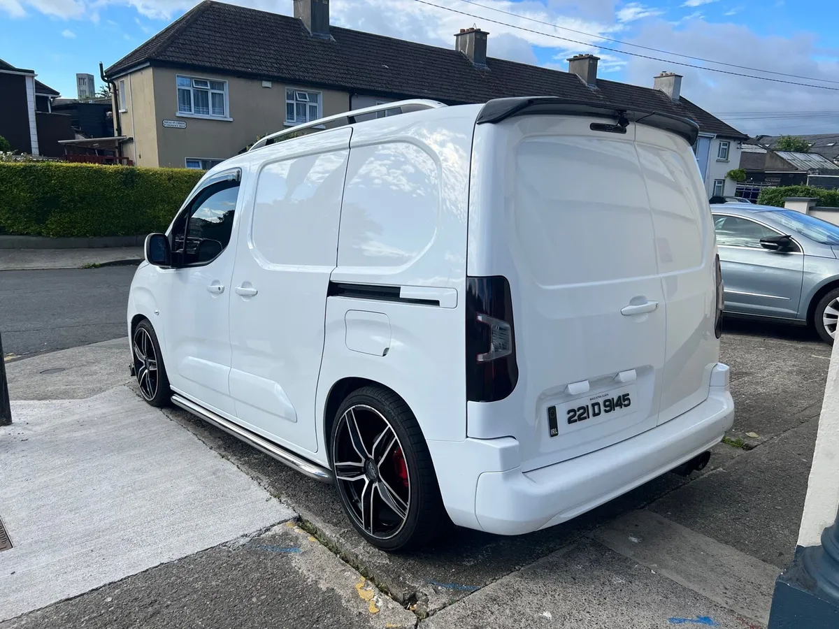 Opel combo kitted low KLM’s 35,400 doe - Image 3