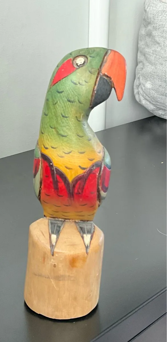 Vintage Hand Carved Parrot in Vibrant Colours - Image 3