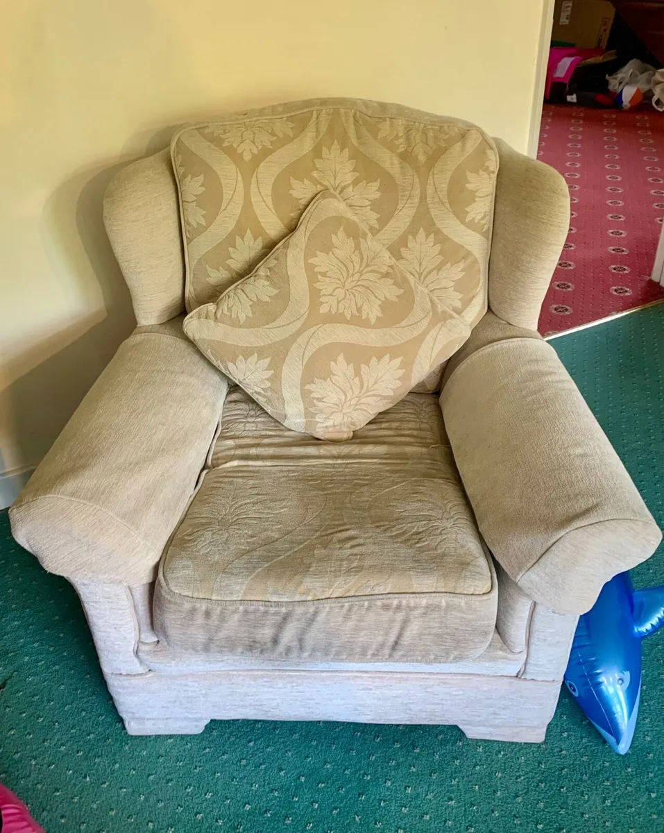3 piece sofa suite with cushions & foot stool - Image 2