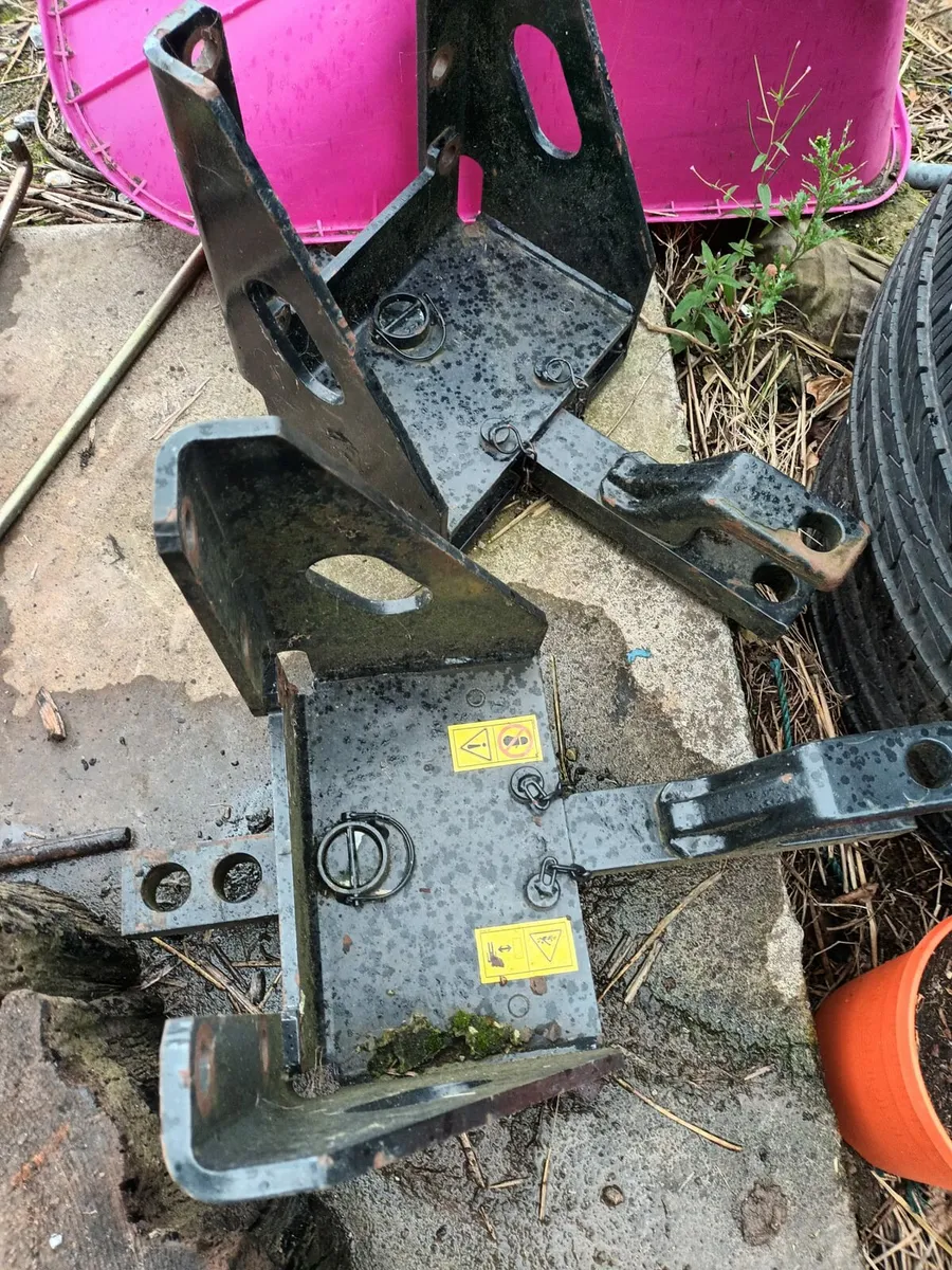 Tractor parts clear out - Image 1