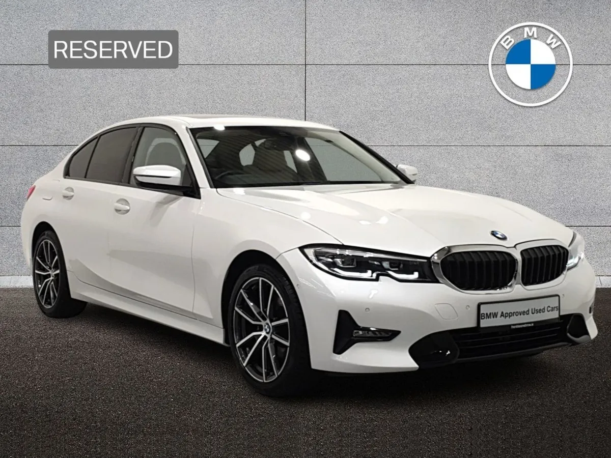 BMW 3 Series 320i Sport Saloon - Image 1