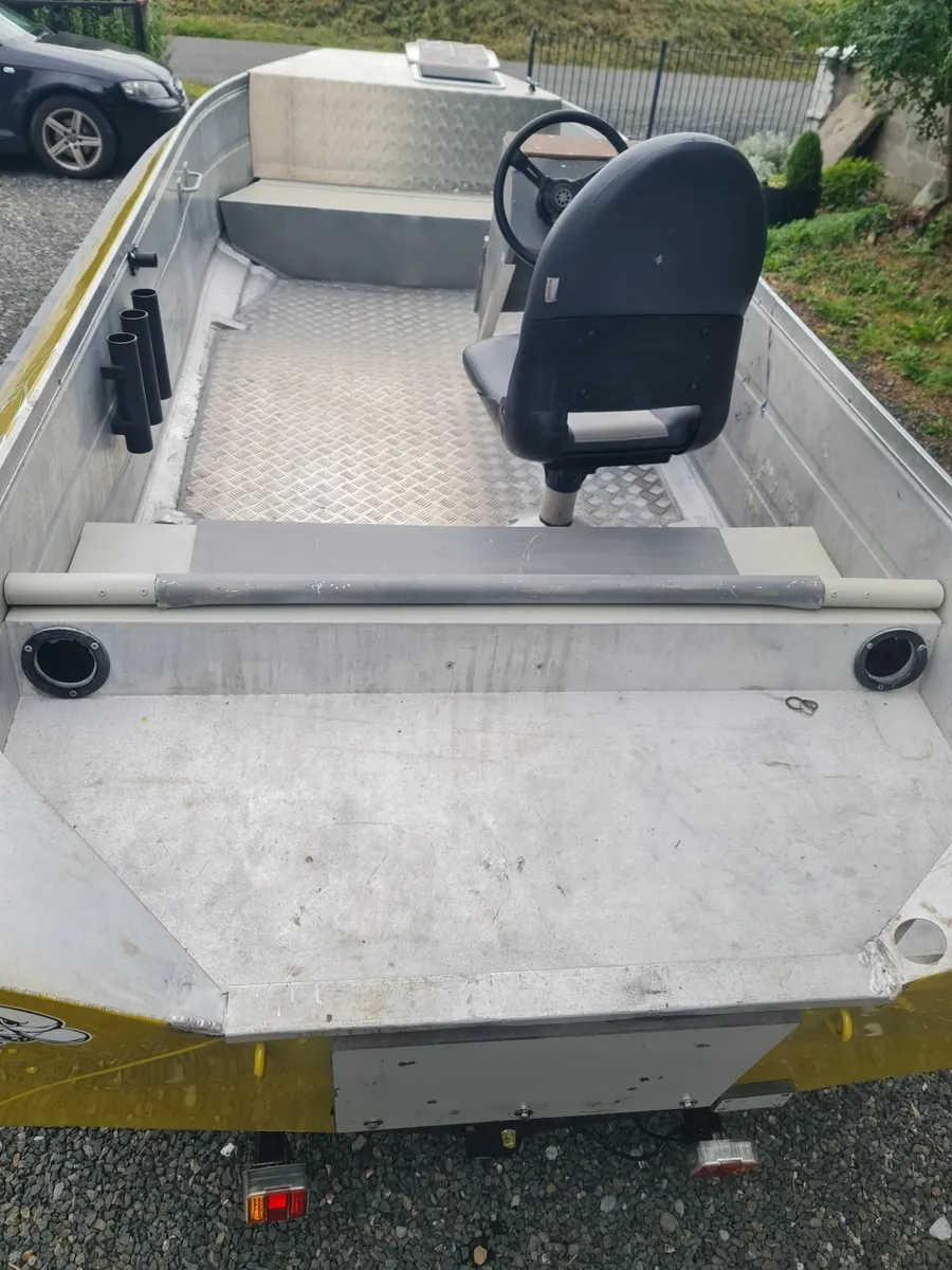 Aliuminium boat - Image 4