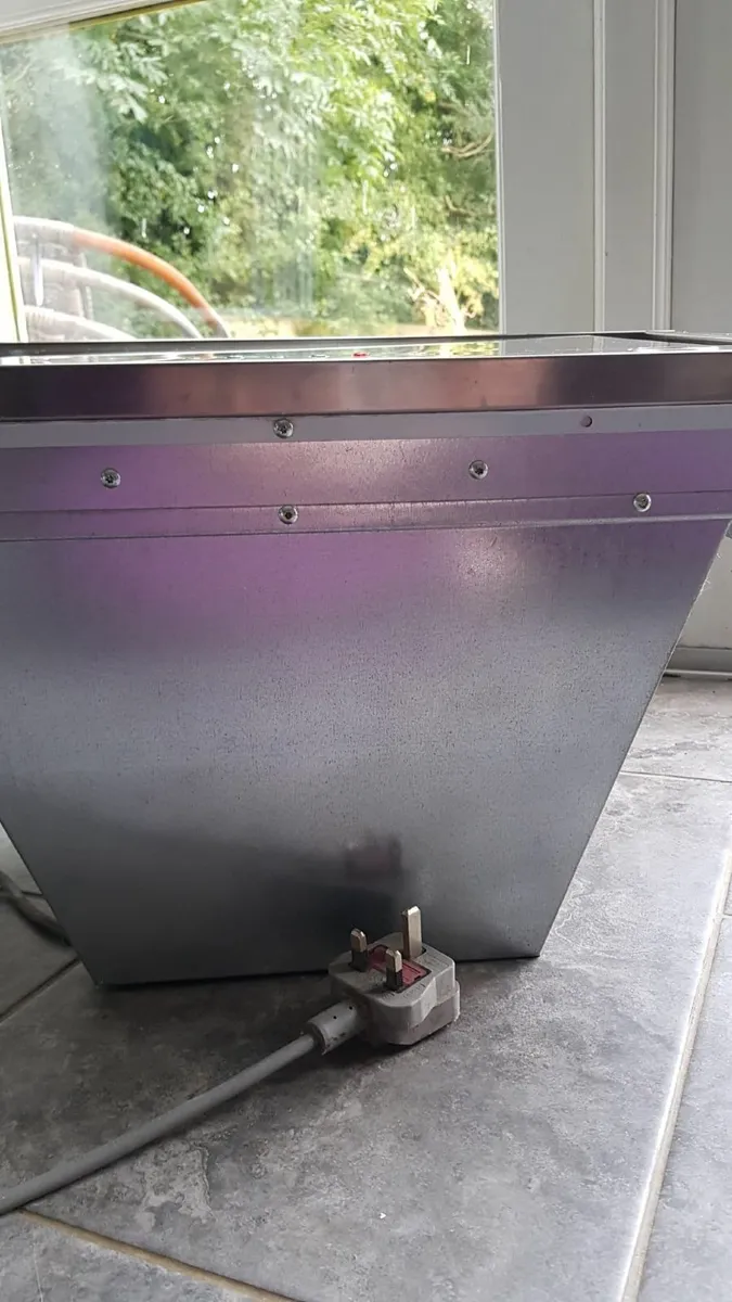 Kitchen Extractor Fan - Image 2