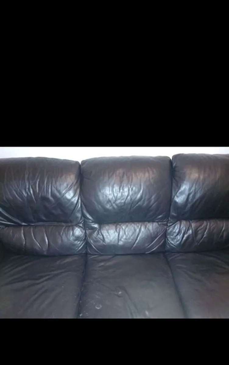 3 Seater Sofa - Free to take - Image 4