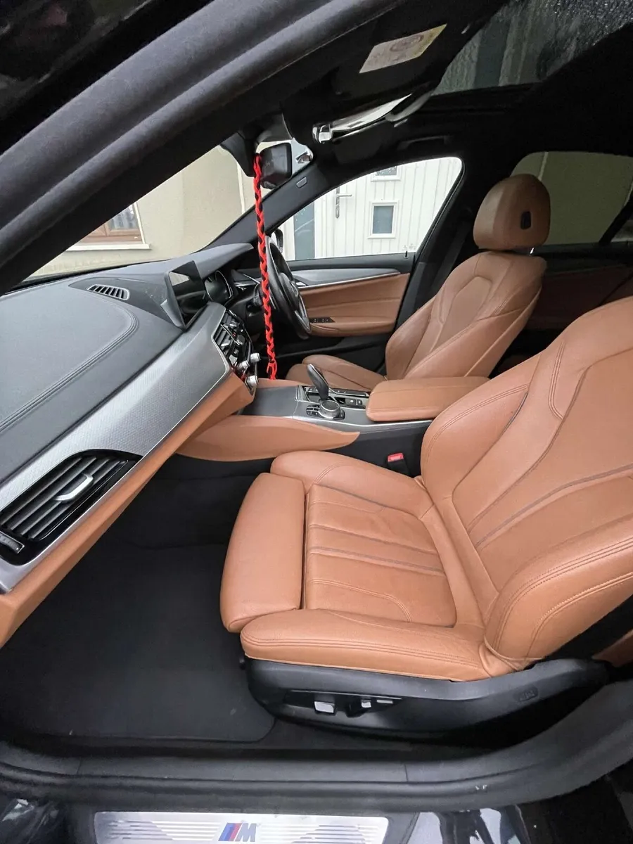 BMW 5-Series 2017 - Image 4