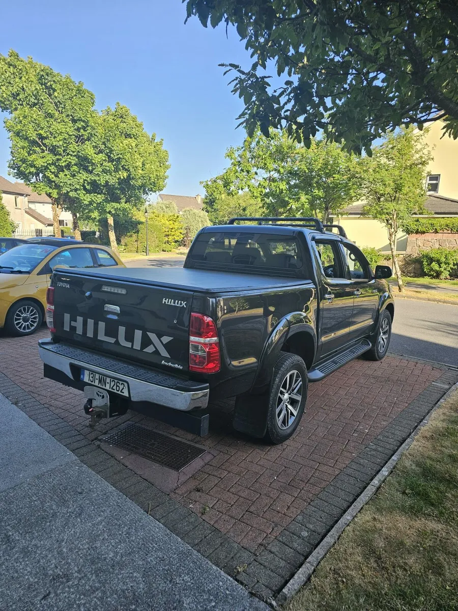 Toyota hilux 3.0 invincible - Image 3