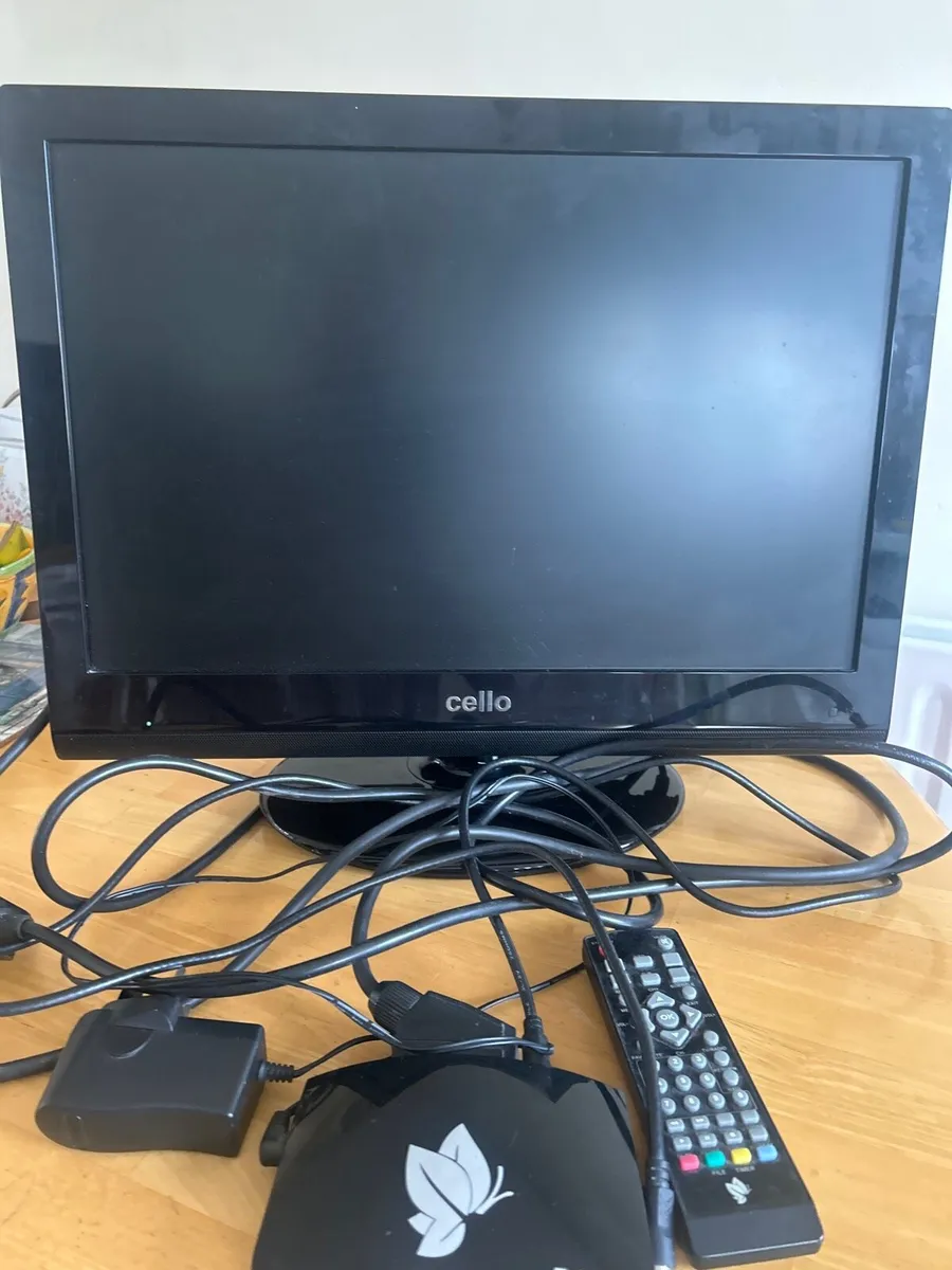 TV & Box - Image 1