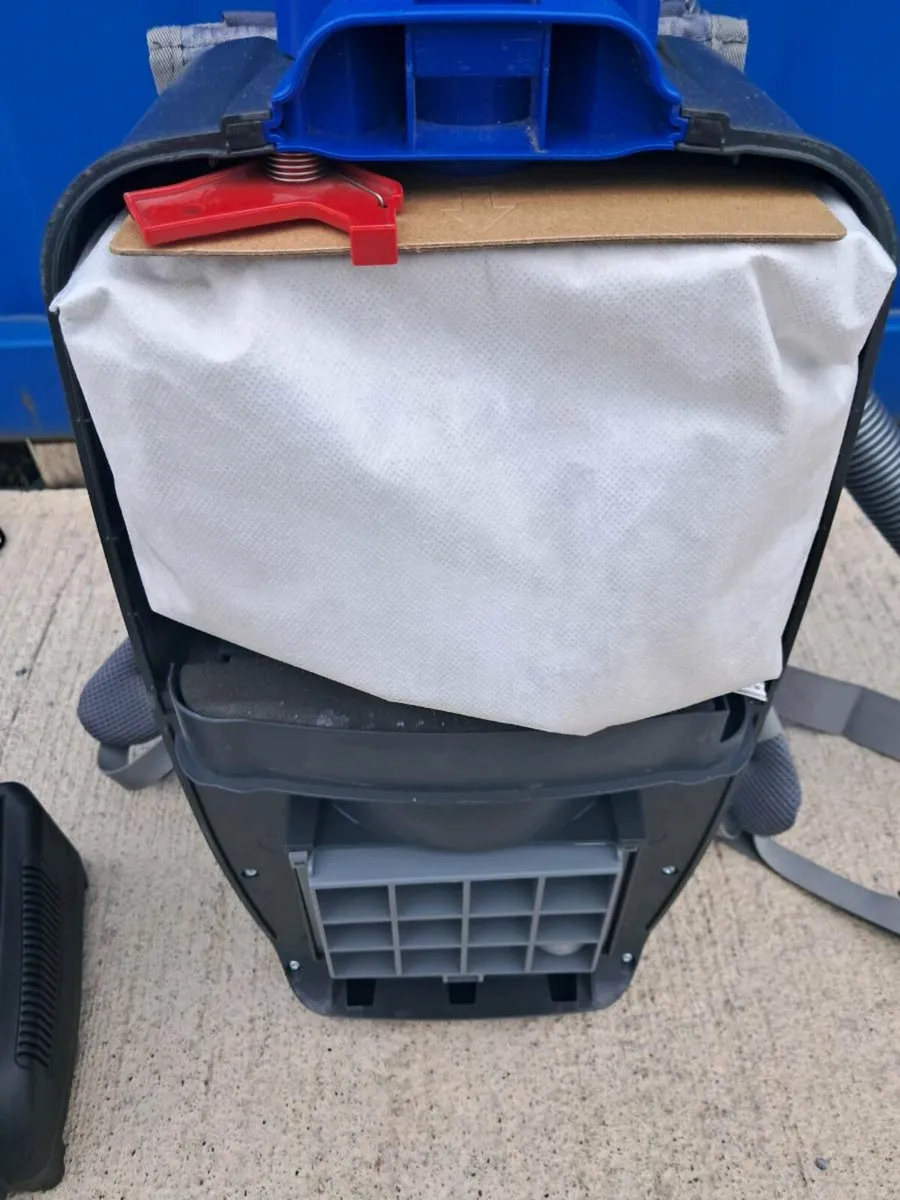 Backpack vacuum cleaner - Image 2