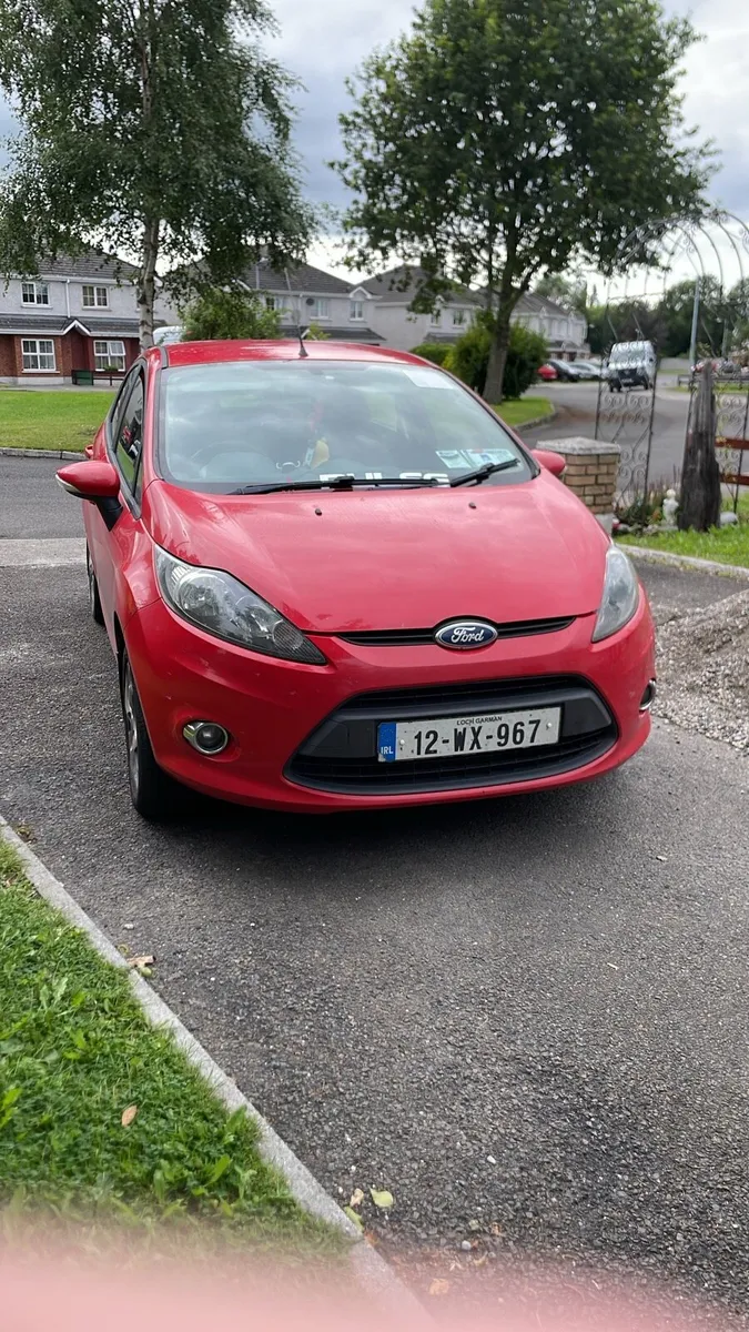 2012 ford fiesta - Image 4