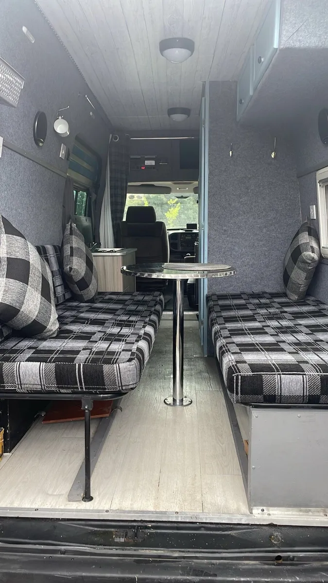 Ford transit 300 Ken - Image 4