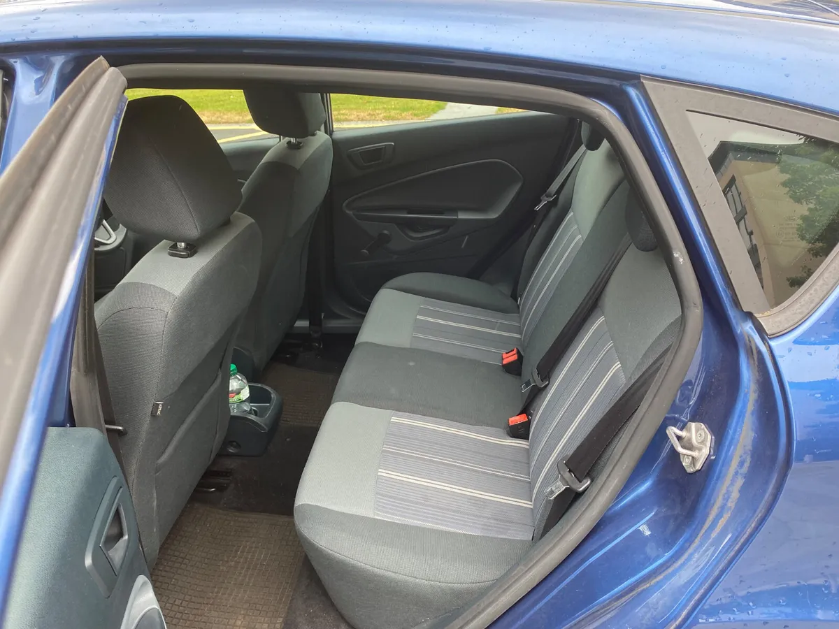 Ford Fiesta - 0872558536 - Image 4