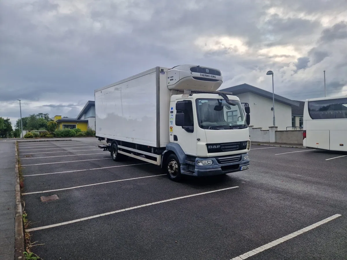 131 Daf LF & thermo king fridge - Image 1