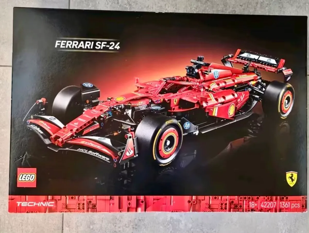 LEGO Technic Ferrari 42207