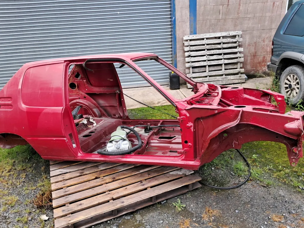Car parts - Image 1