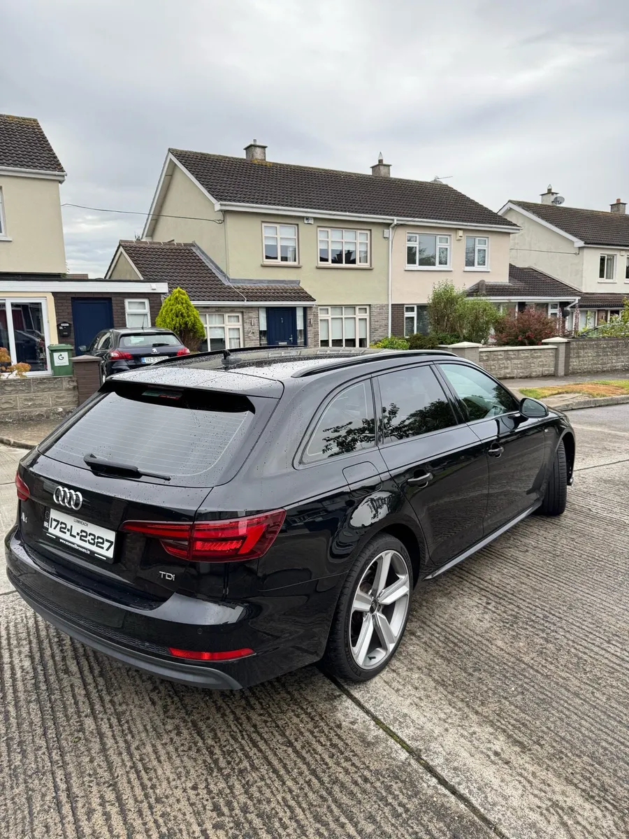 2017 Audi A4 Avant S-Line 2.0TDI - Image 2