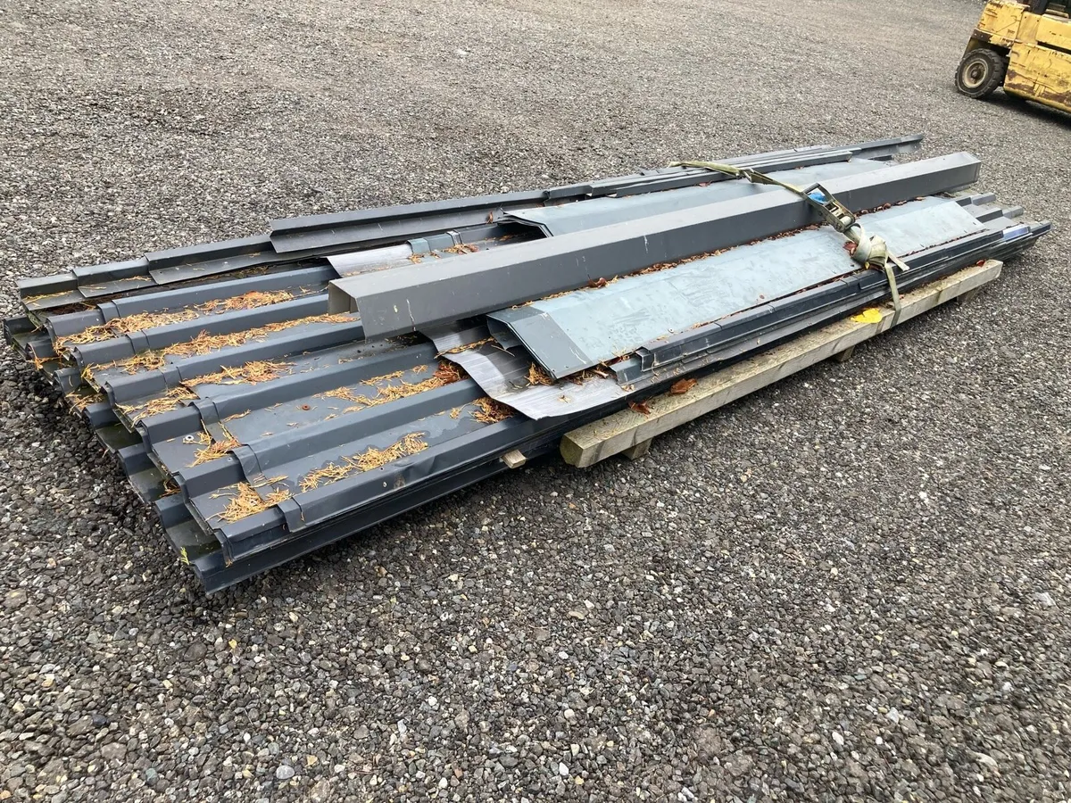 Galvanise Roof Sheeting - Image 1