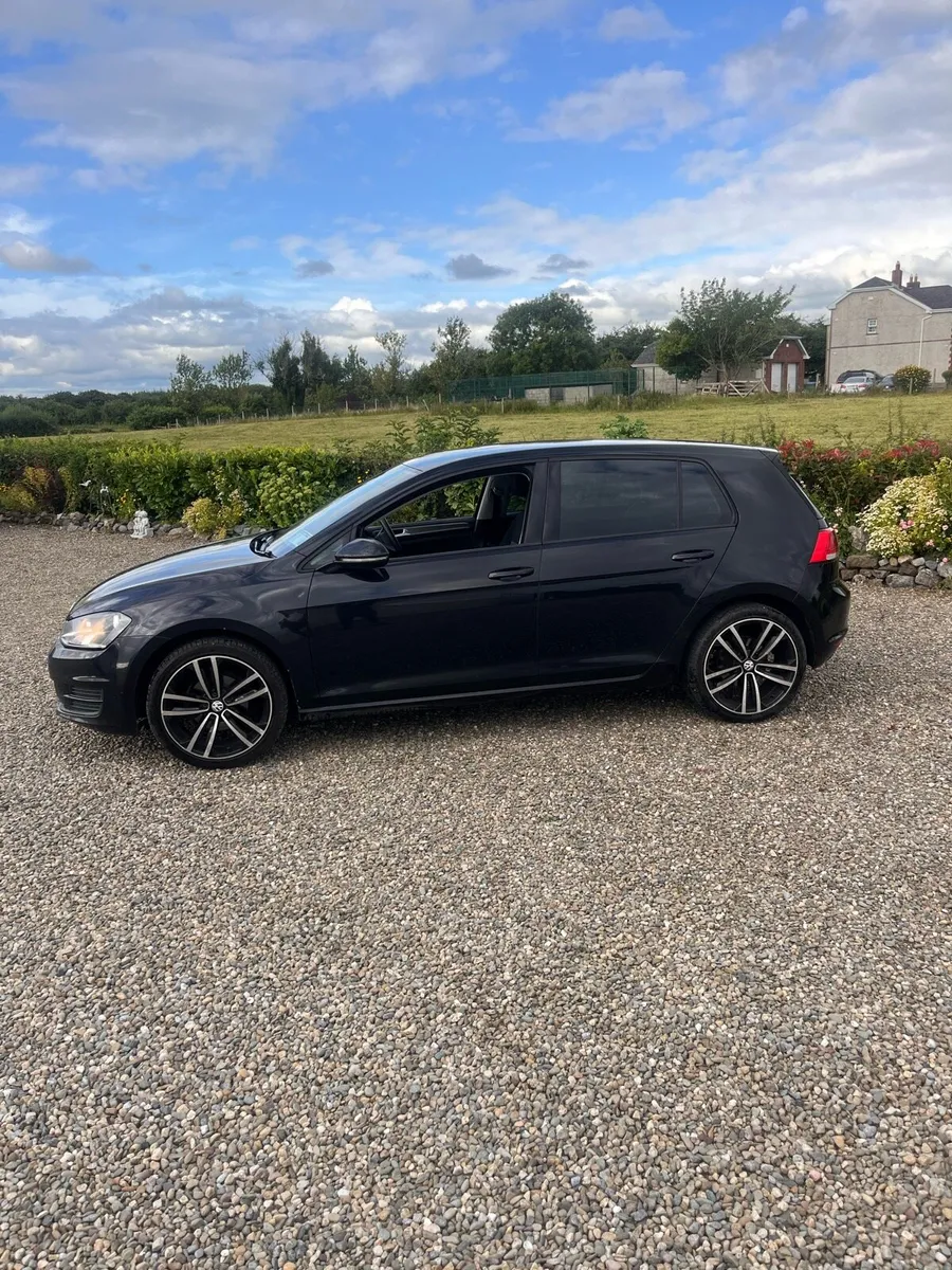 Volkswagen Golf - Image 2