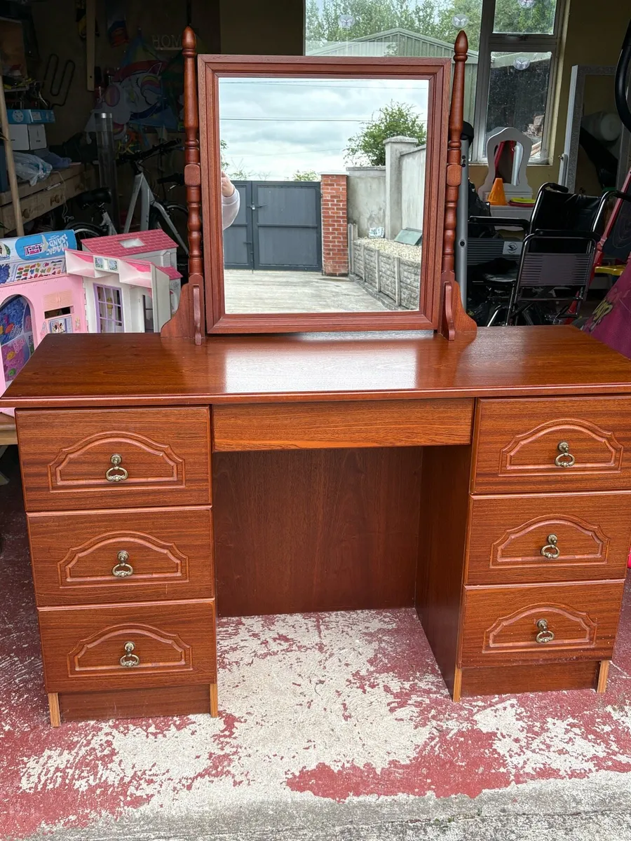 Mahogany Dressing Table - Image 1