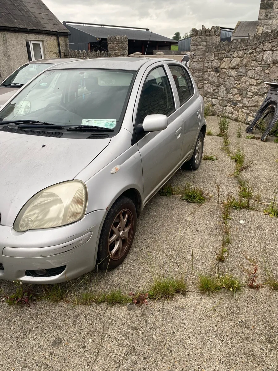 Toyota Yaris - Image 2