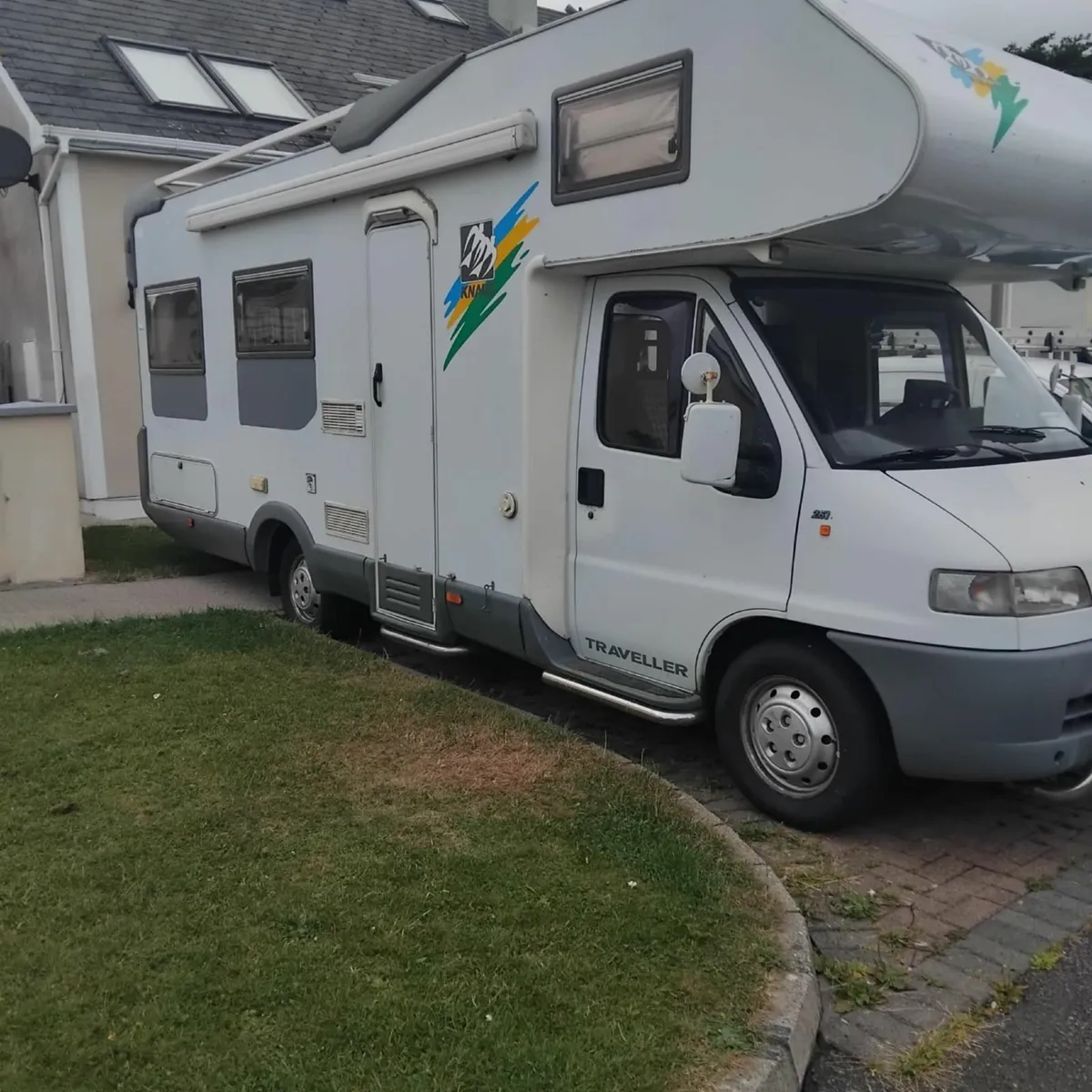 Camper Van - Image 2