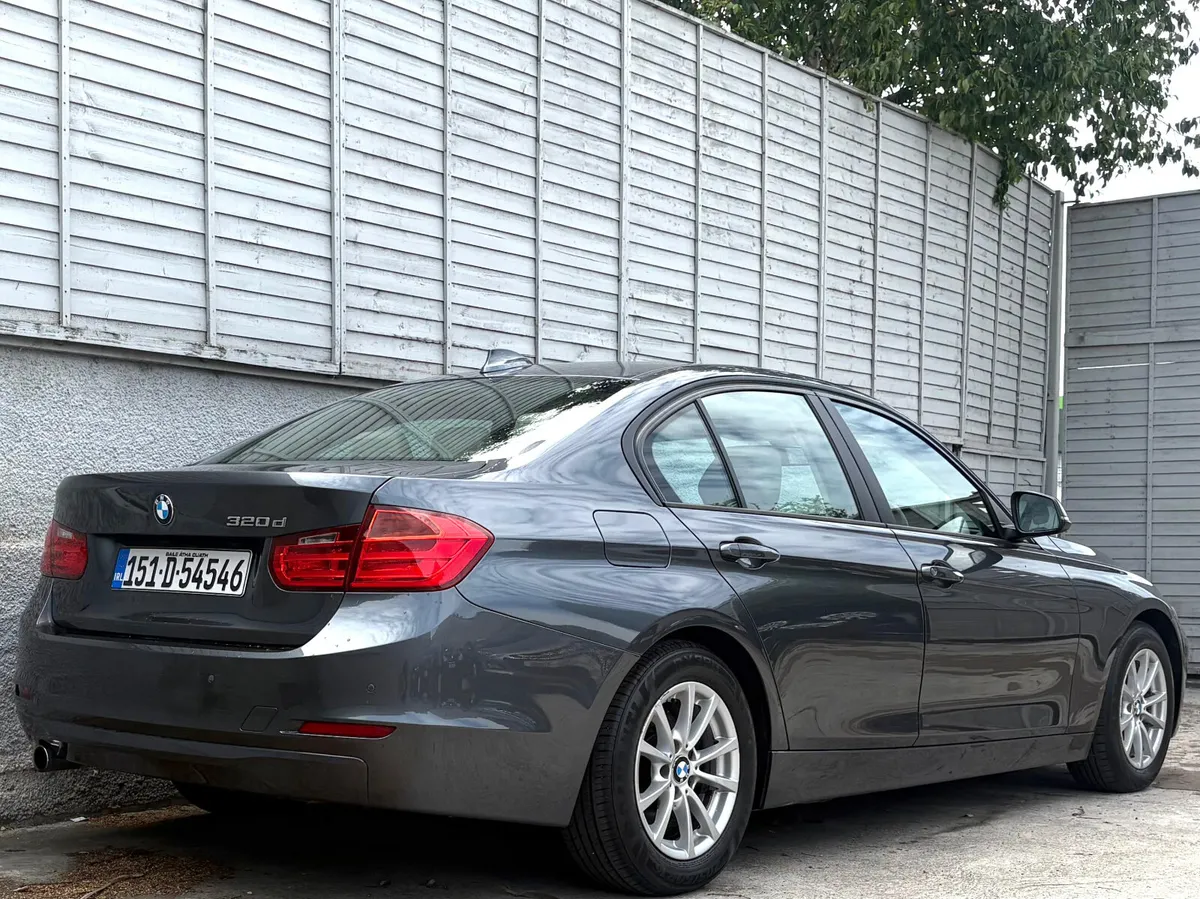 BMW 3-Series 2015 / 320d AUTO / LEATHER / BUSINESS - Image 3