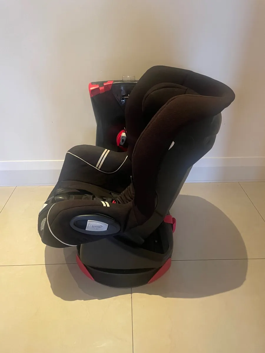 Child’s car seat - Image 3