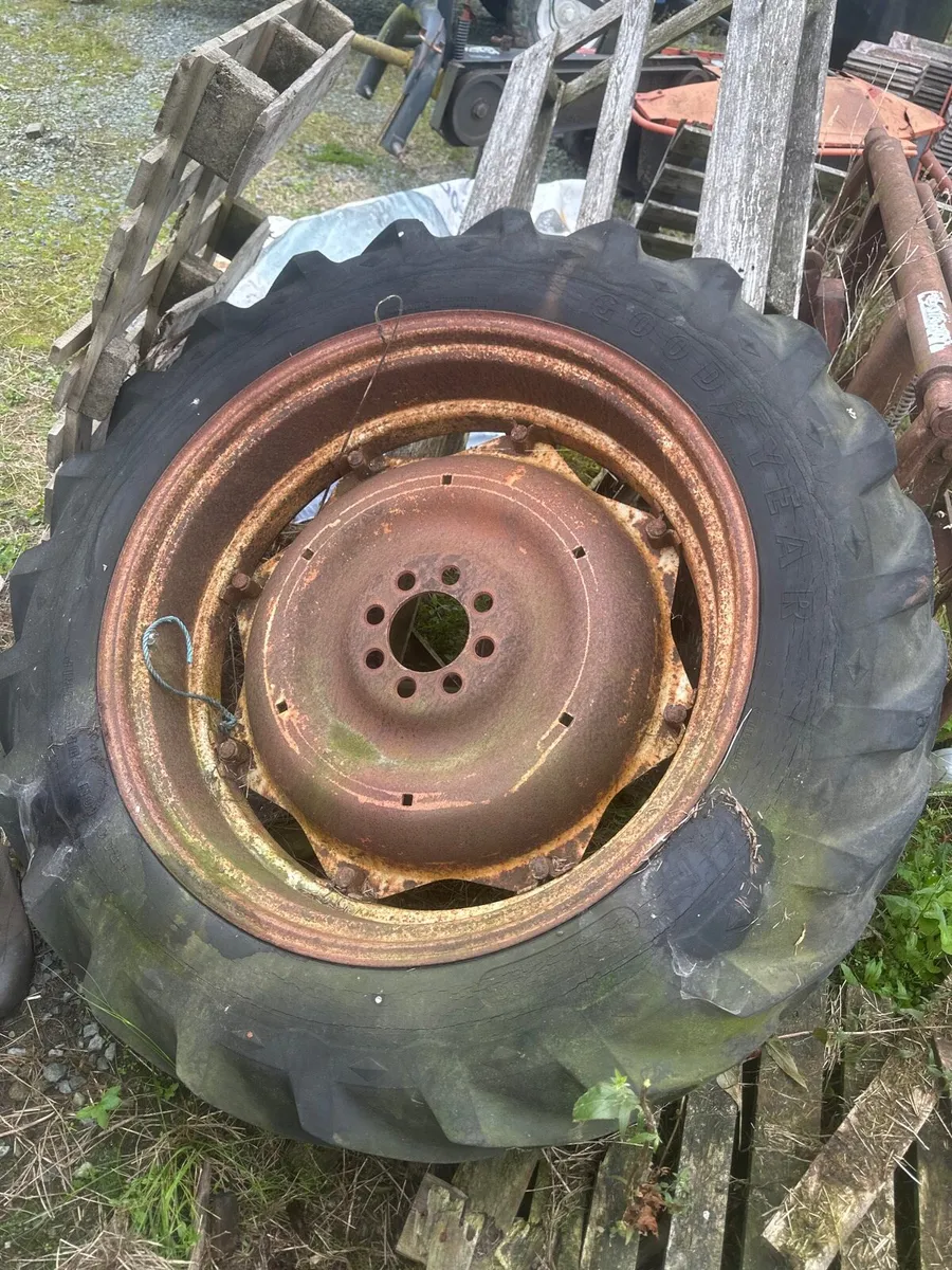 Ford wheels - Image 1