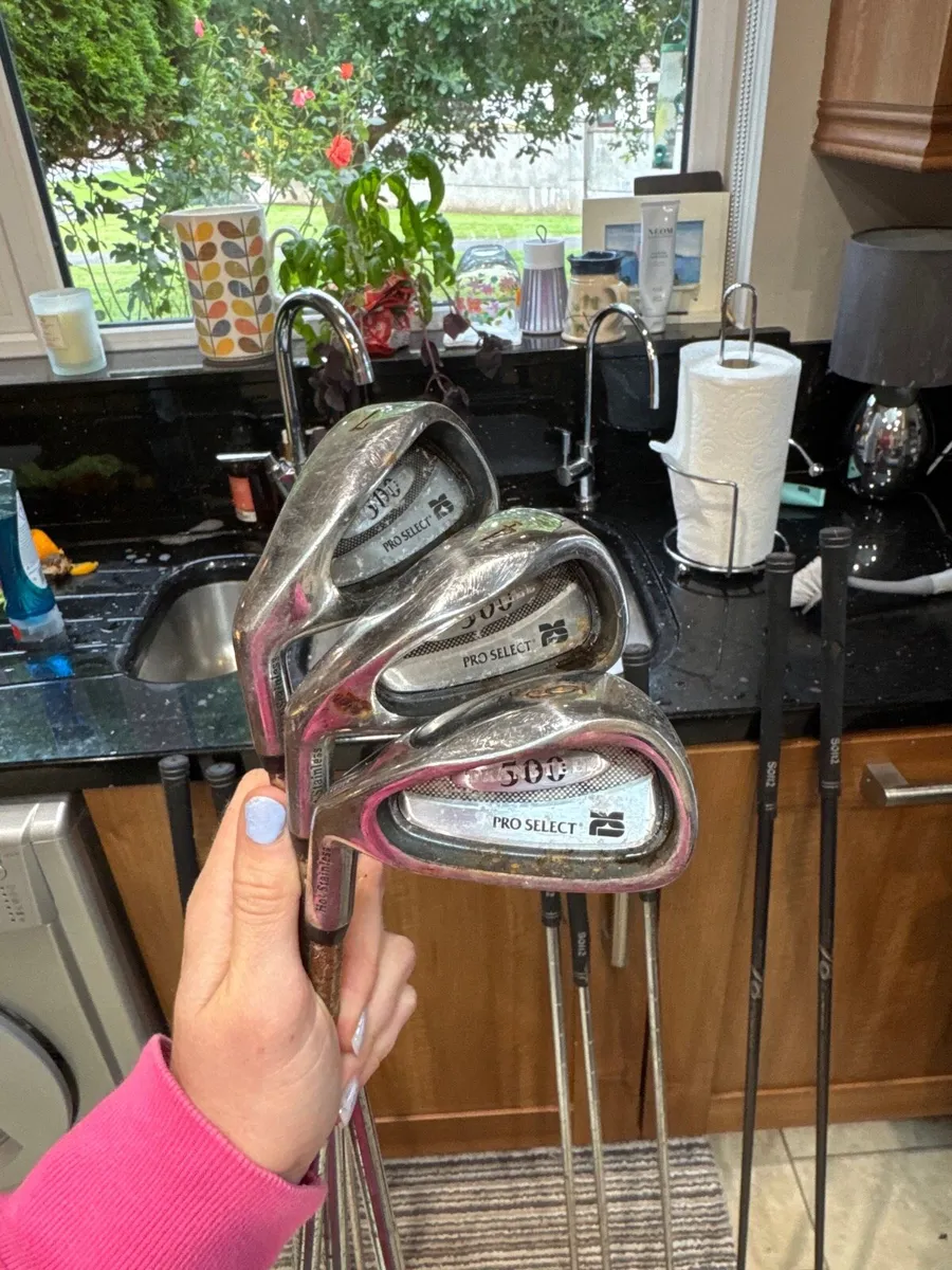 Left handed irons & woods set €50 or €80 with bag - Image 4