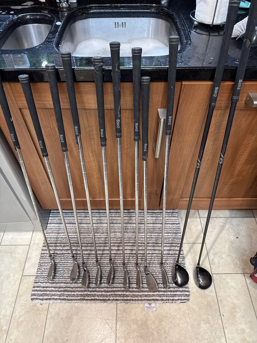 Left handed irons & woods set €50 or €80 with bag - Image 1