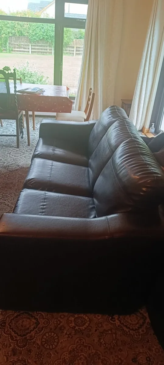 Leather sofa - Image 2
