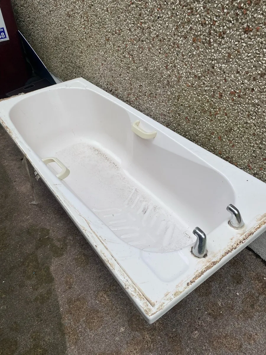 Free Bath - Image 1
