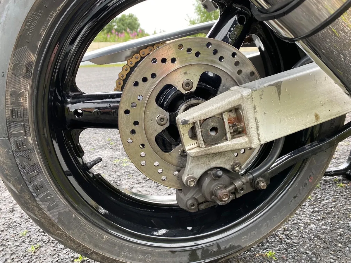 Suzuki Bandit 1200 N 1999 - Image 2