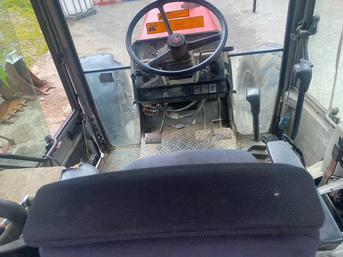 Massey Ferguson 3125 - Image 4